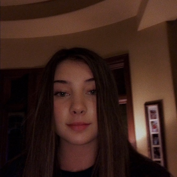 Meet your Posher, Sophia - Picture 1 of 1